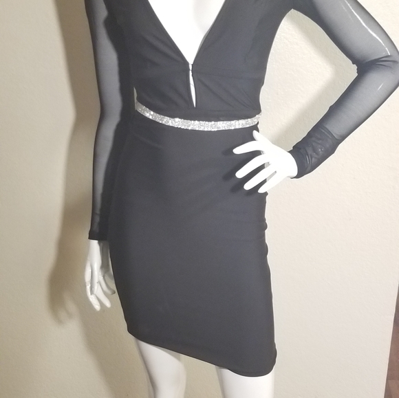 Dress - Picture 2 of 2